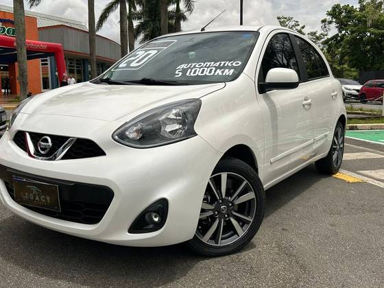 NISSAN MARCH 1.6 SL 16V FLEXSTART 4P XTRONIC NISSAN MARCH 1.6 SL 16V FLEXSTART 4P XTRONIC